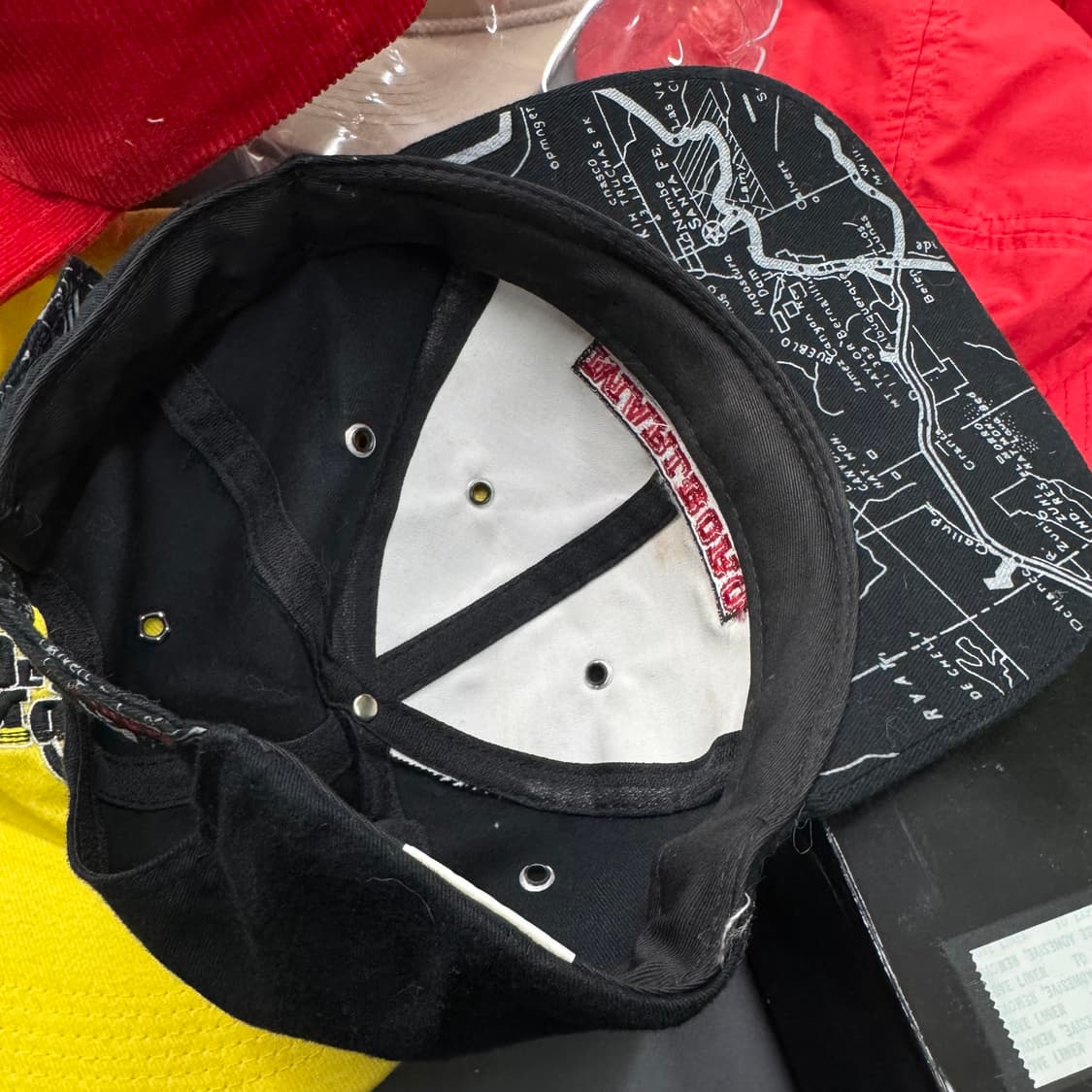 말보로 언리미티드 박스로고 코튼 스트랩 볼캡 상품이미지4