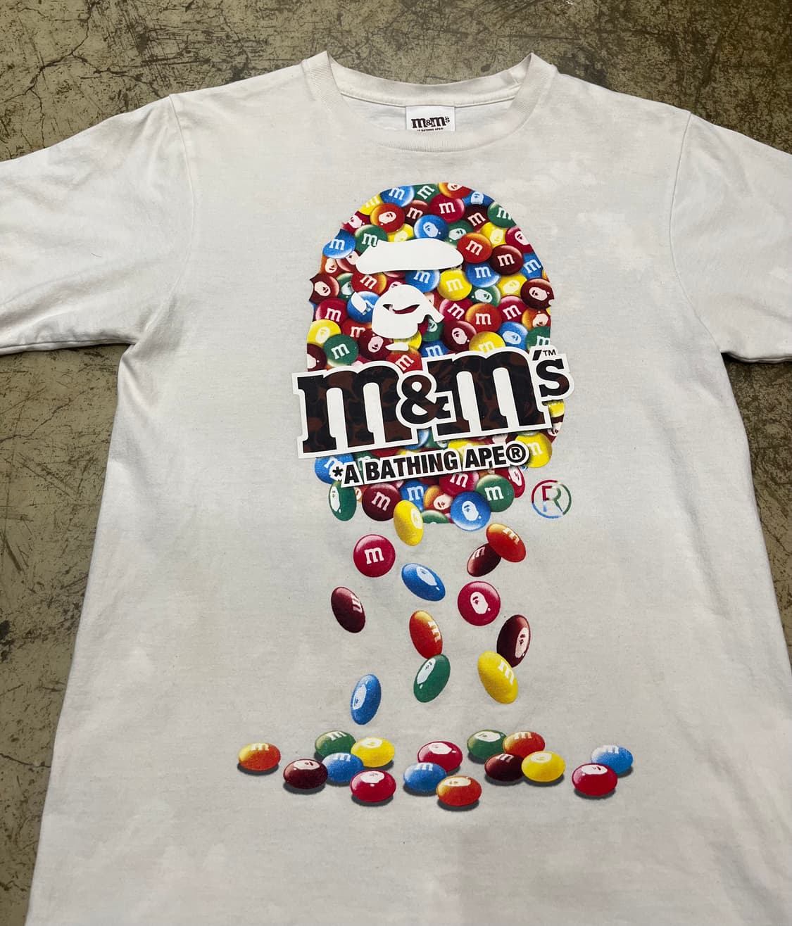 베이프 x m&m 반팔티셔츠 상품이미지2