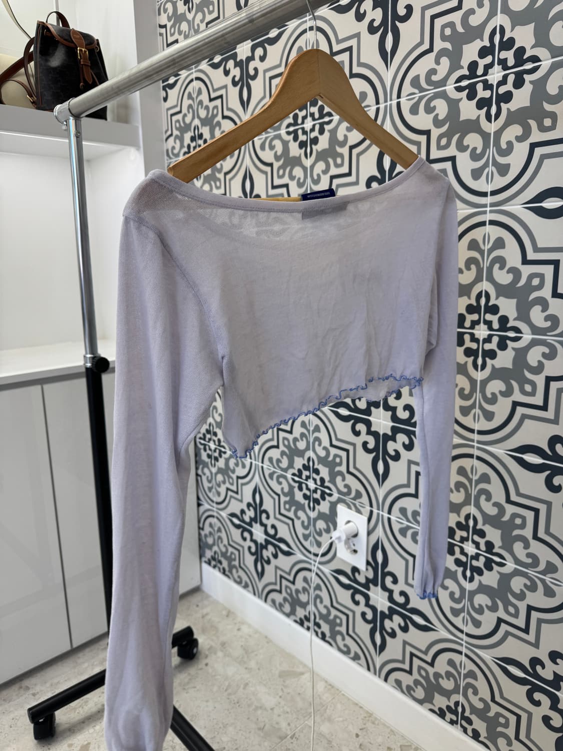 오드원아웃 크롭탑 상품이미지2