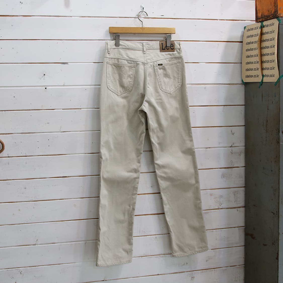 (착용컷) Lee 아이보리 진 (남성용 30) 상품이미지3