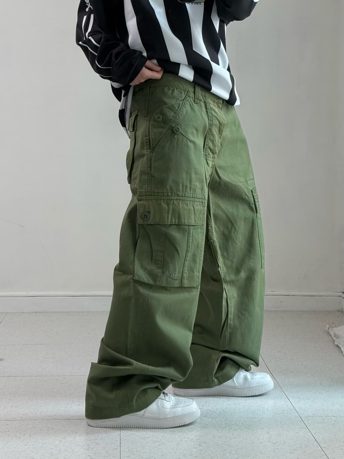 나이키 SB 2005 스우시 밀리터리 카고팬츠 상품이미지2