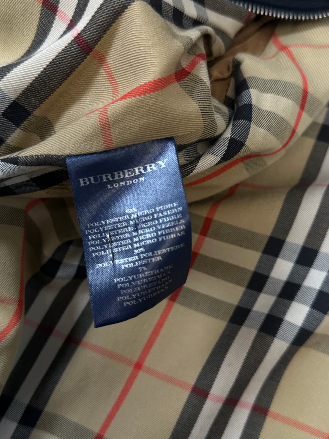 버버리 비조 노바체크 폴리쉘 자켓 블랙  상품이미지7