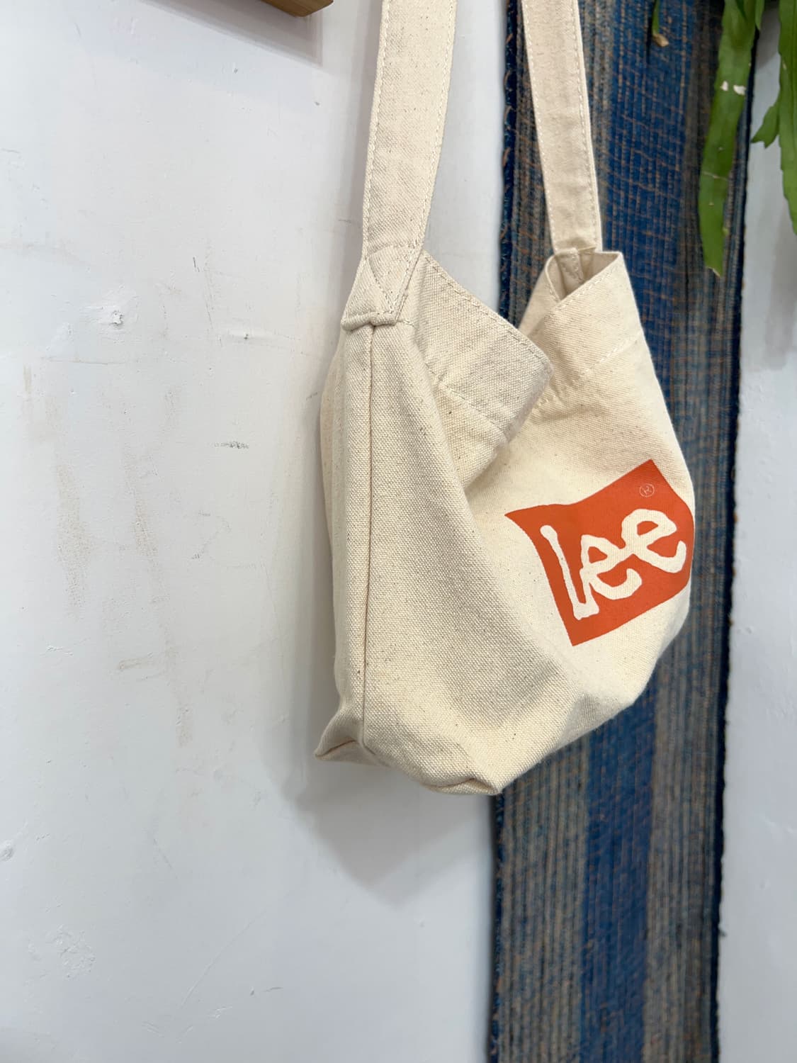 LEE X DISCOAT  Canvas Mini Shoulder Bag 상품이미지4