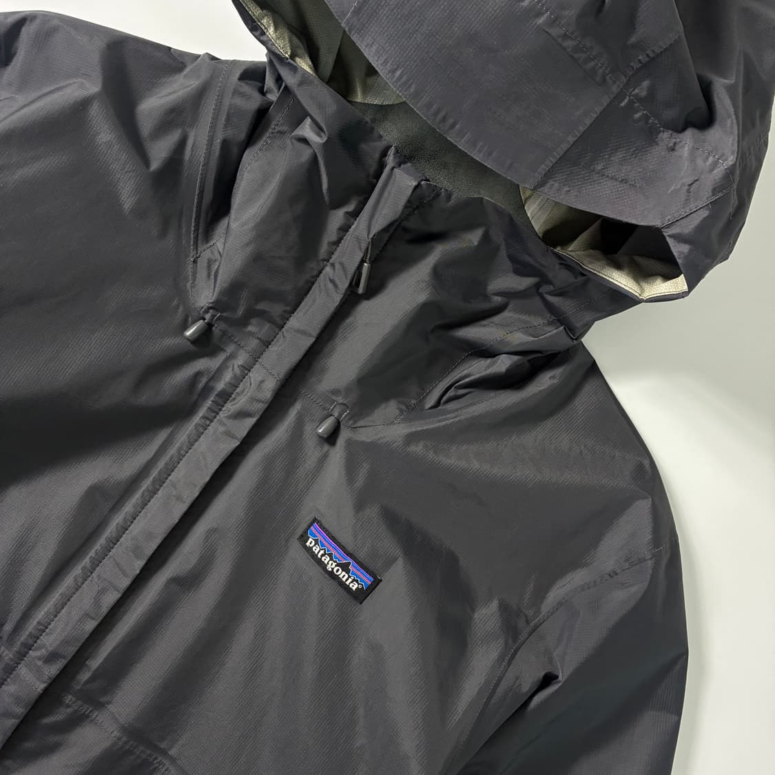 Patagonia  파타고니아 토렌트쉘 3L 바람막이 자켓  상품이미지3