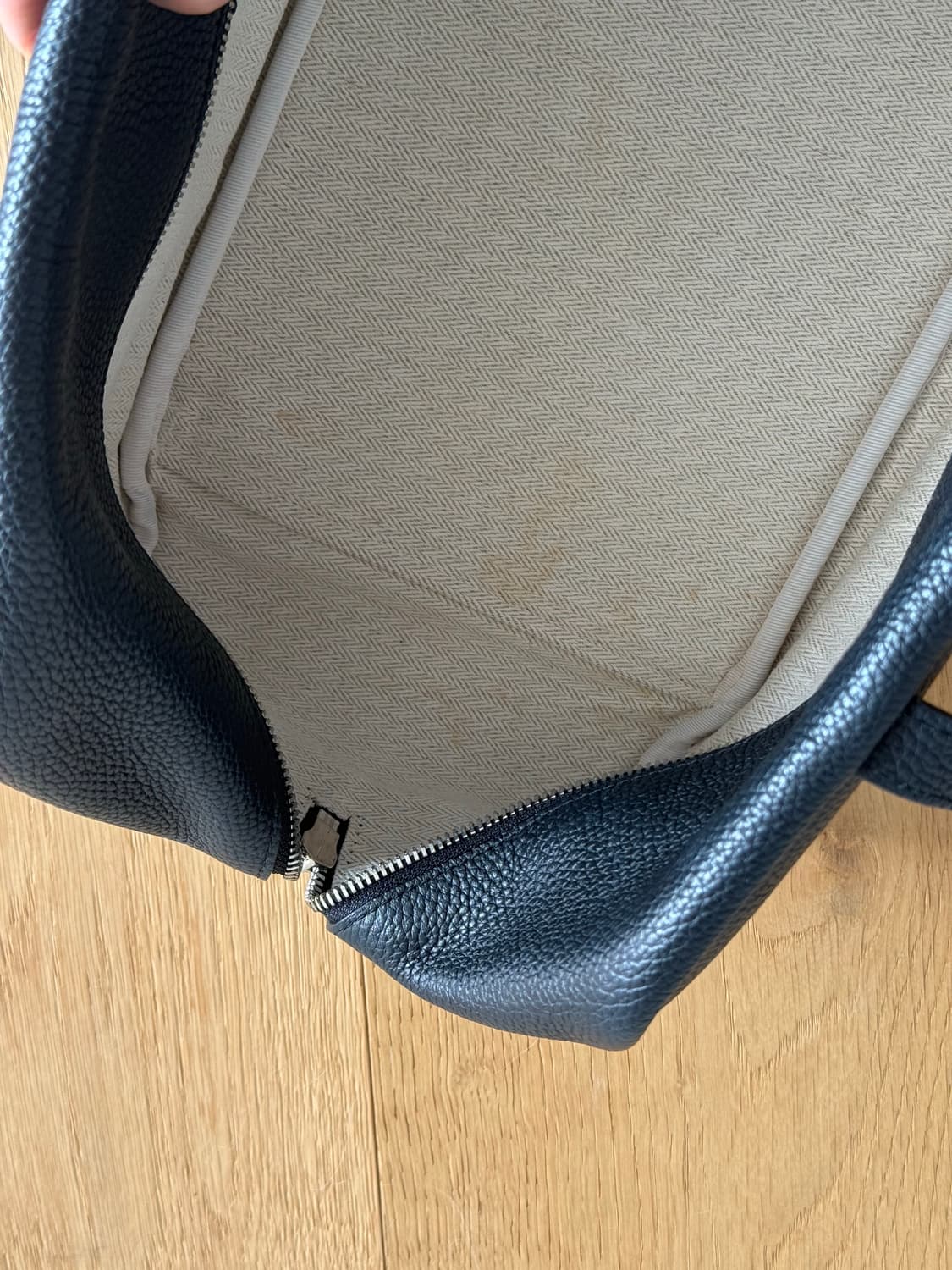 에토스 폴딩 숄더백  상품이미지7