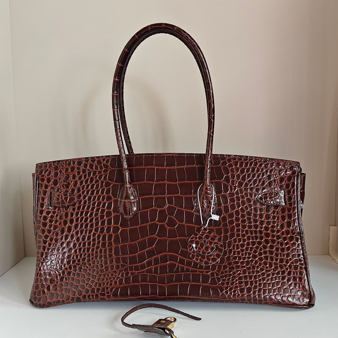 악어무늬 숄더버킨백 상품이미지4