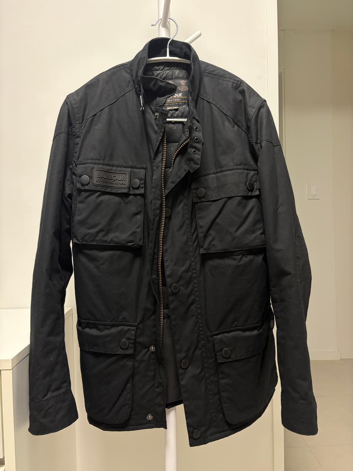 새상품급 바버 인터네셔널 블랙웰 왁스 코튼 자켓 (M) 상품이미지2