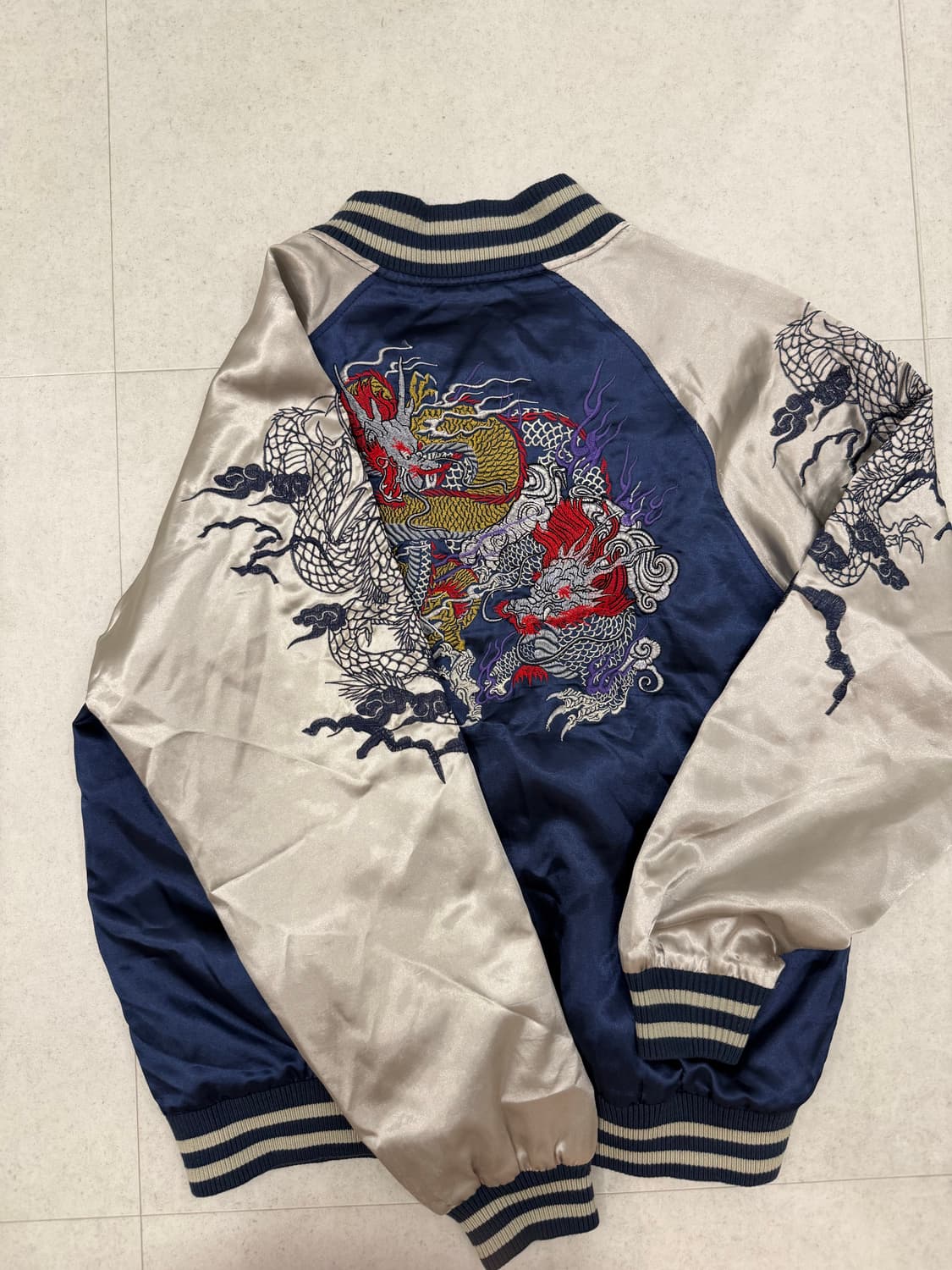 용 자수 자켓 팝니다 XL사이즈 상품이미지5