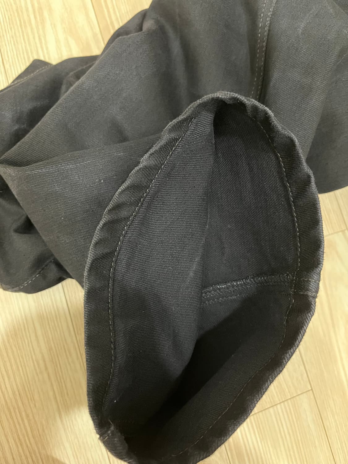 (S)르메르 트위스티드 벨티드 팬츠 블랙 상품이미지5