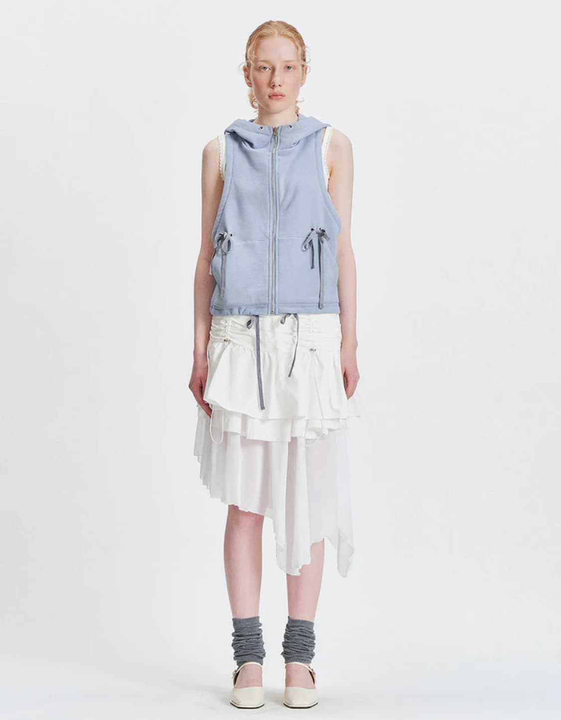 뚜오미오 LACED UP VEST 새상품 상품이미지1