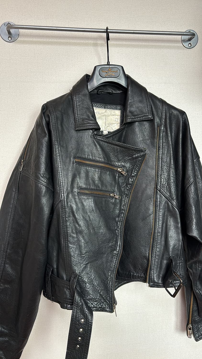 Lubna's Leather Biker Jacket 상품이미지7