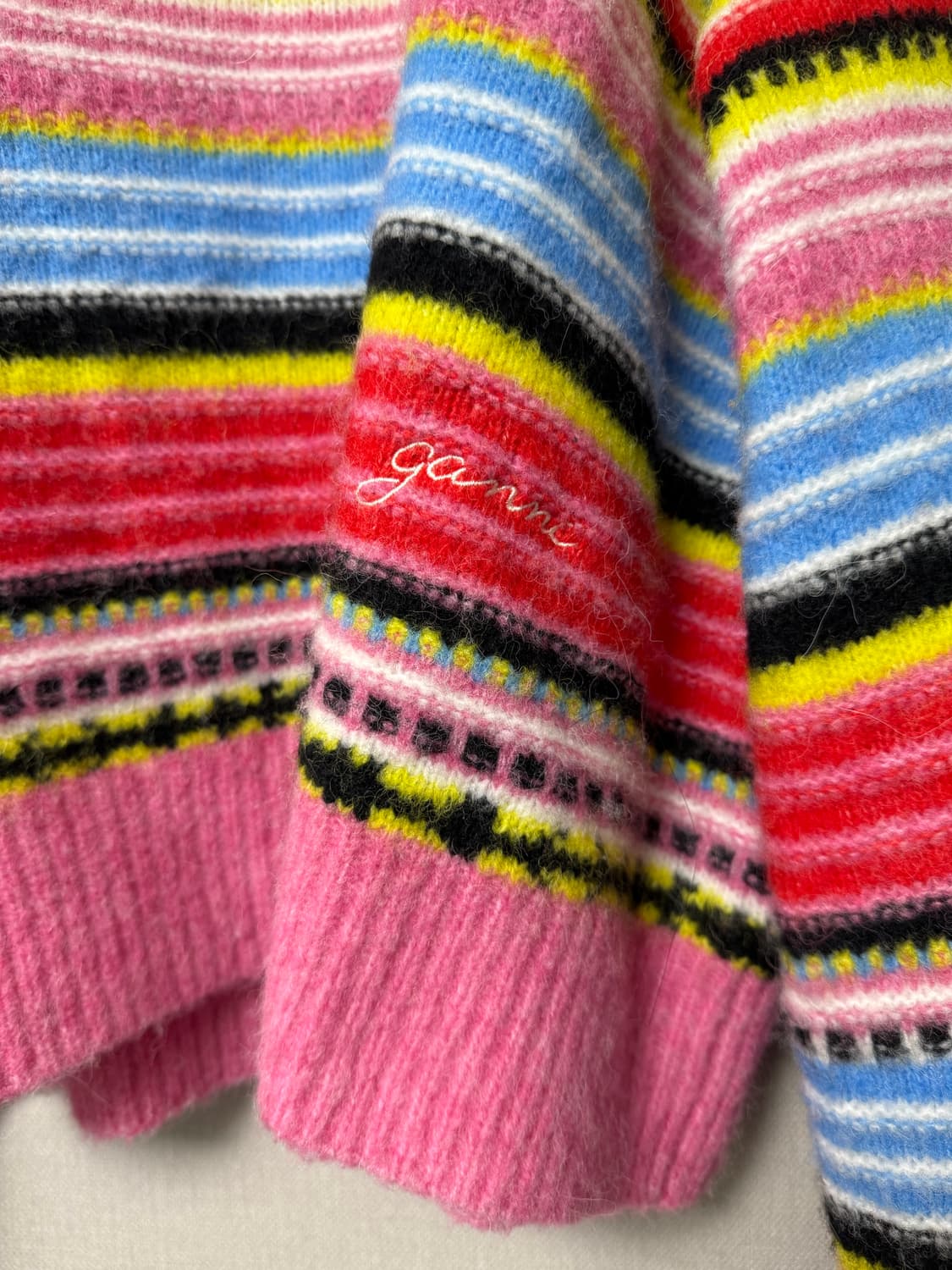 가니 풀오버 니트 상품이미지4