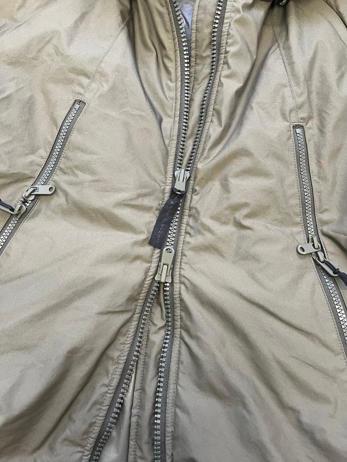 와일드띵스 일본판 해피자켓 패딩 카키 M 상품이미지5