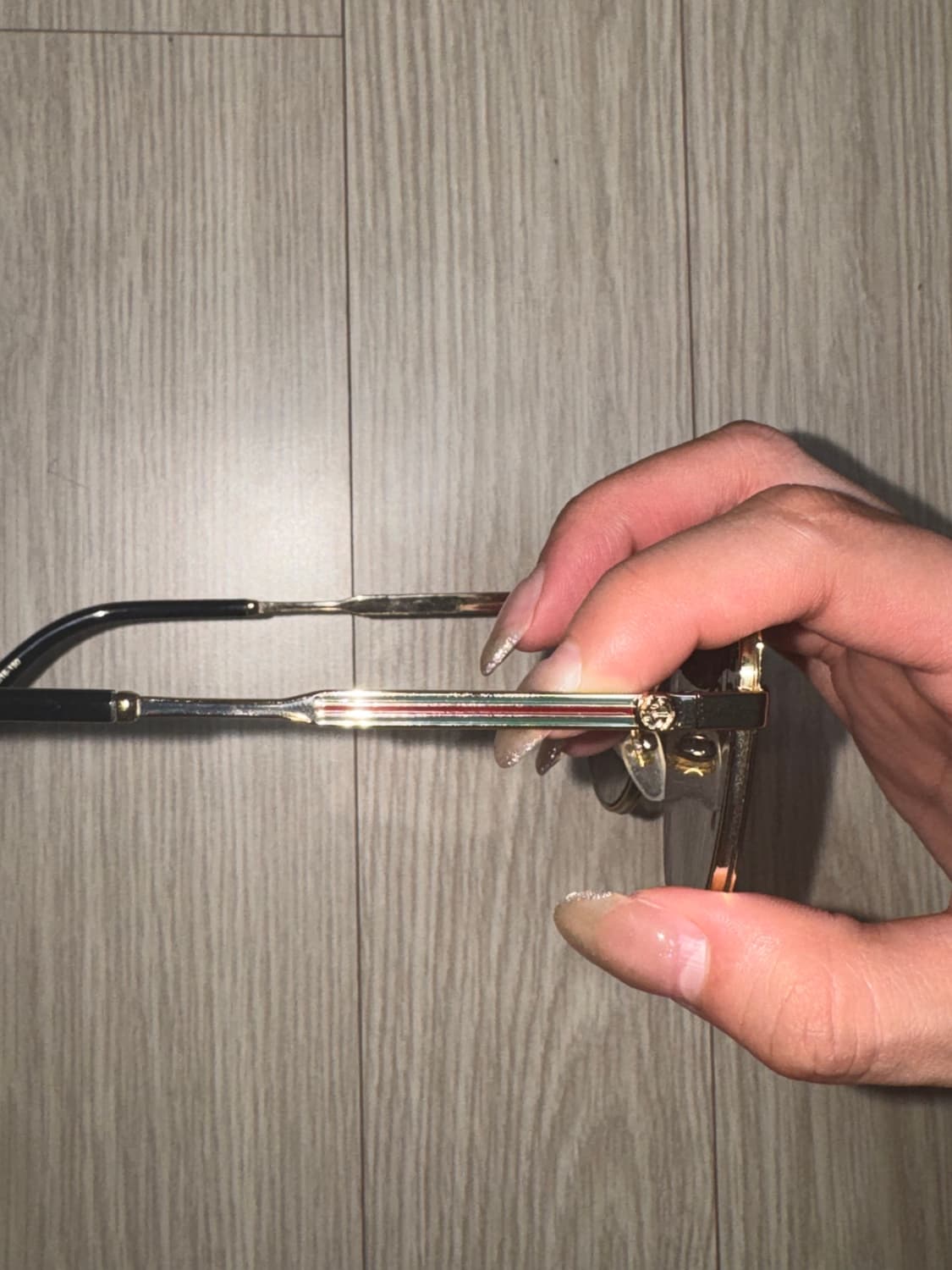 구찌 선글라스 GG0589SK 001 상품이미지4