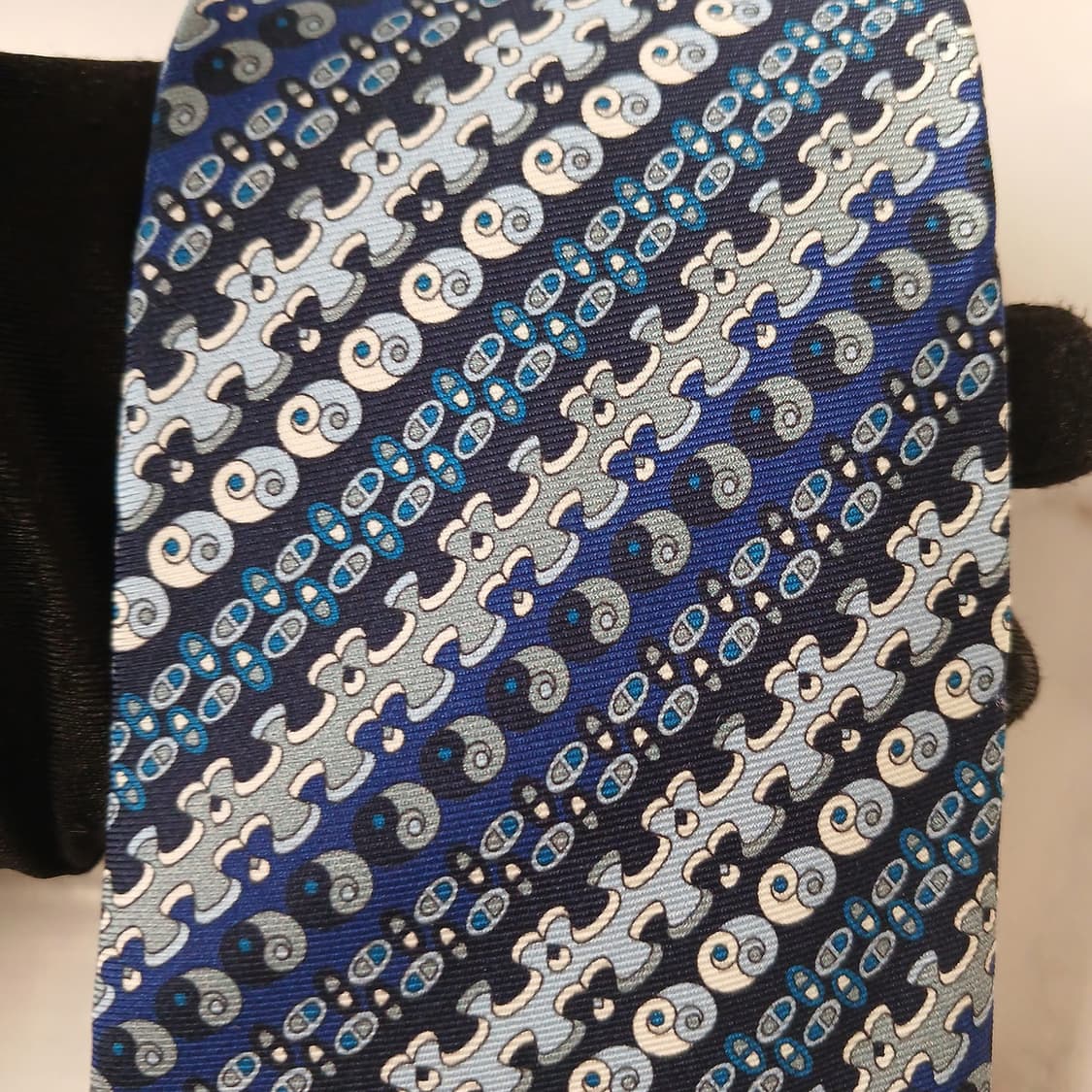 에밀리오 푸치 실크 블루 모자이크 넥타이 8.6cm A+등급 A19015 상품이미지8