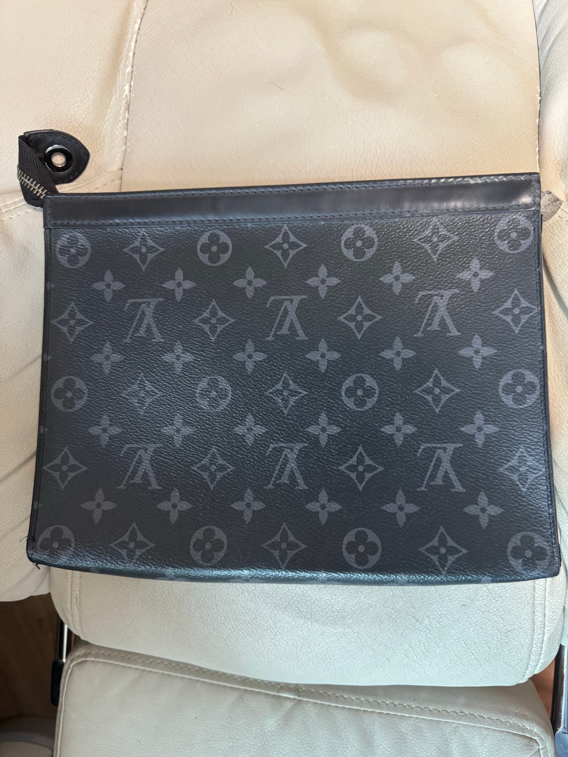 루이비통 클러치백 판매합니다 상품이미지1