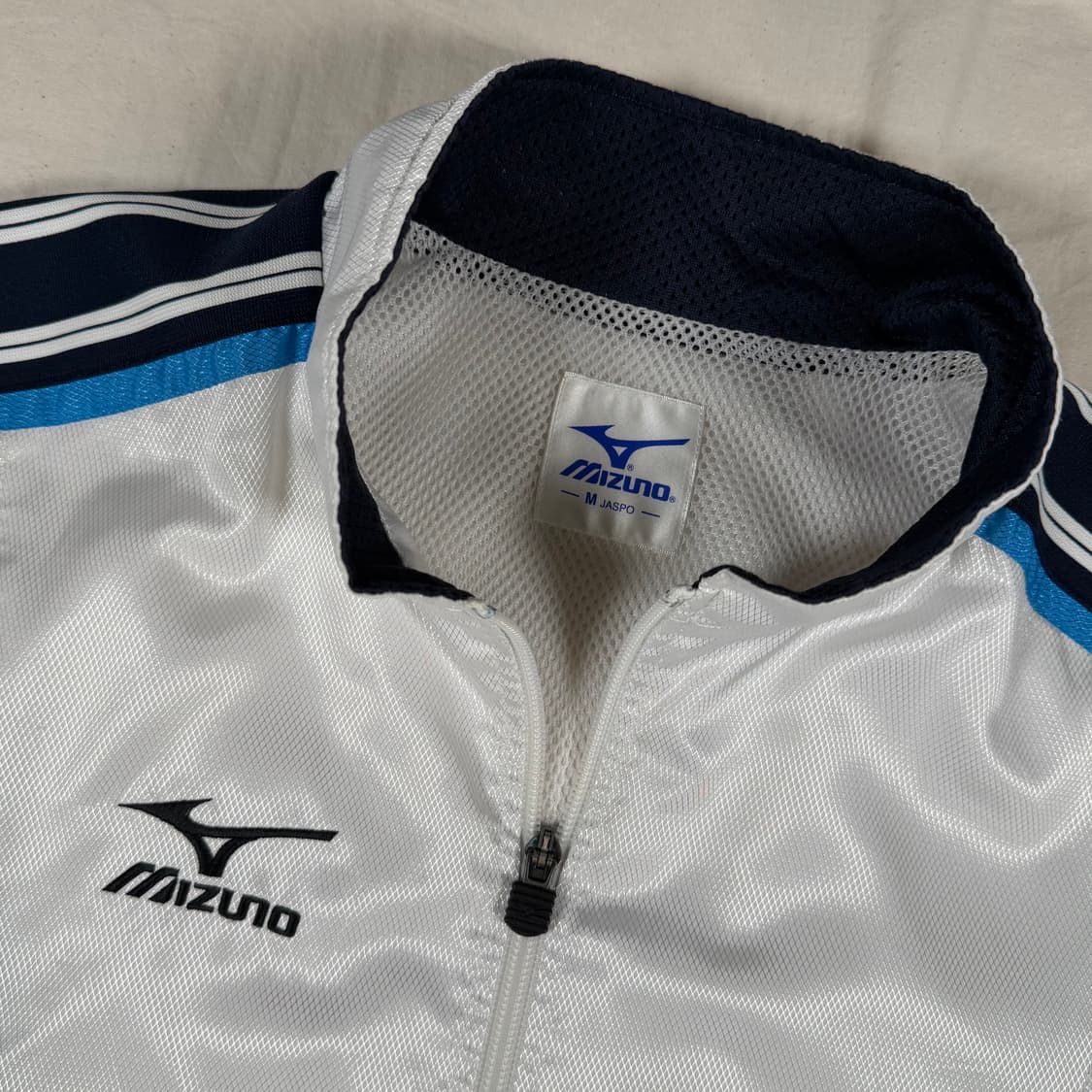 미즈노 바람막이 집업 자켓 상품이미지2