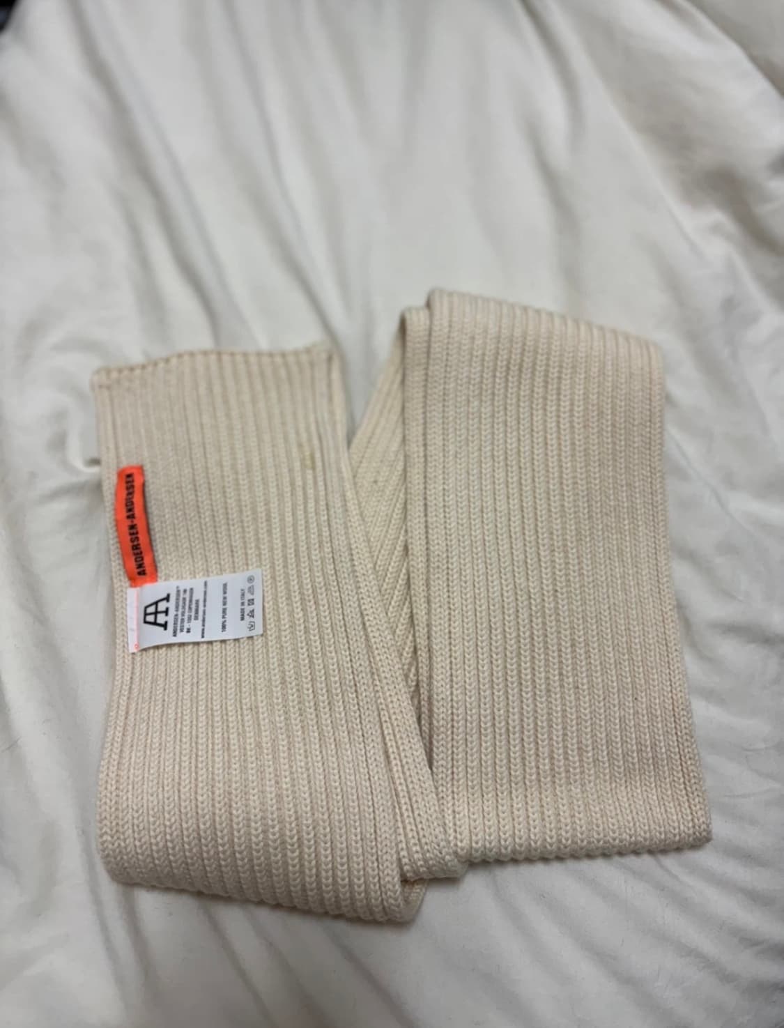 안데르센안데르센 숏 머플러 오프화이트 상품이미지2