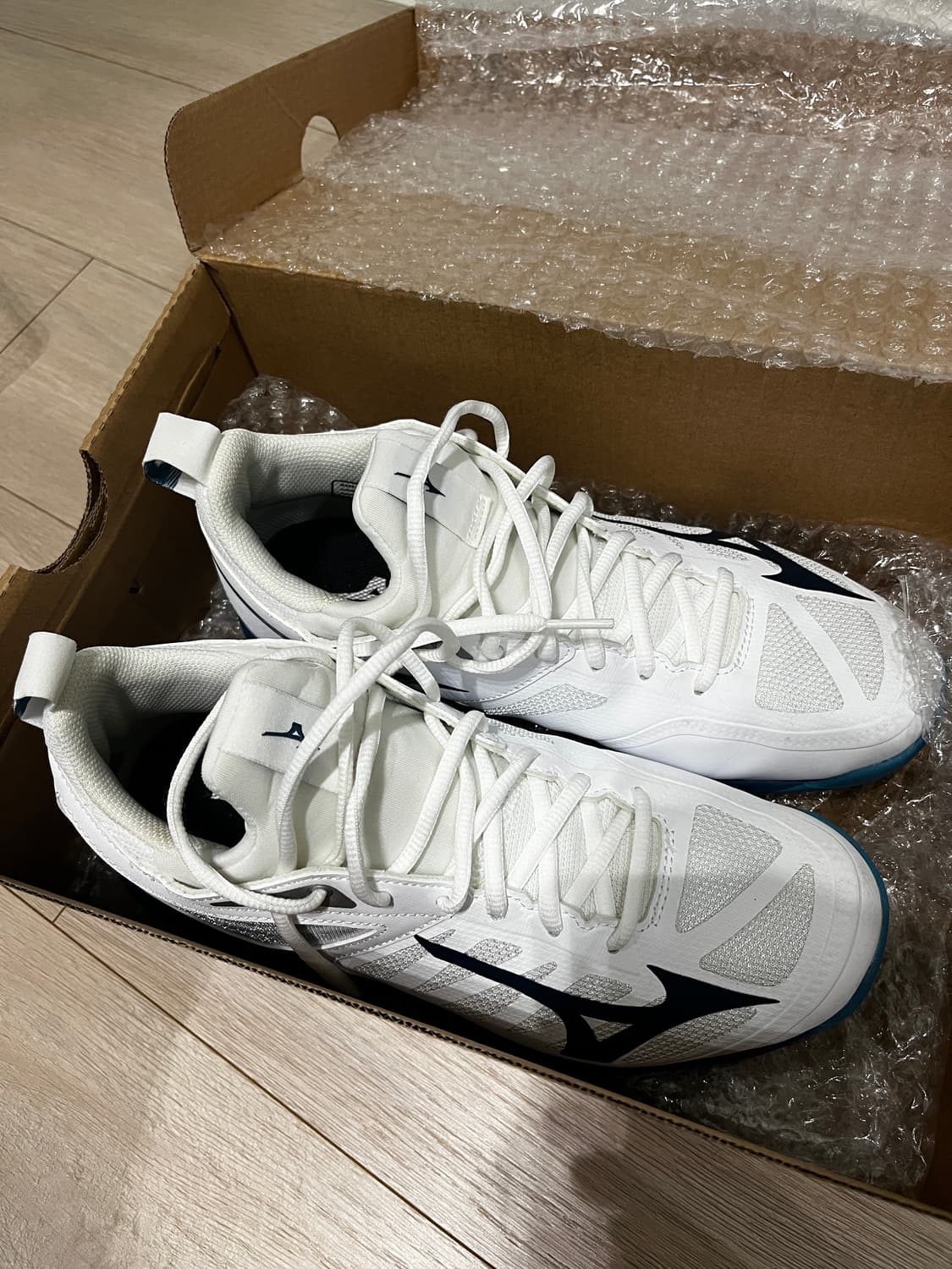 미즈노 운동화 판매 상품이미지3