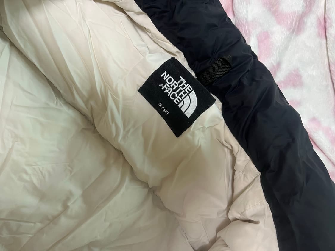 노스페이스 패딩  상품이미지4