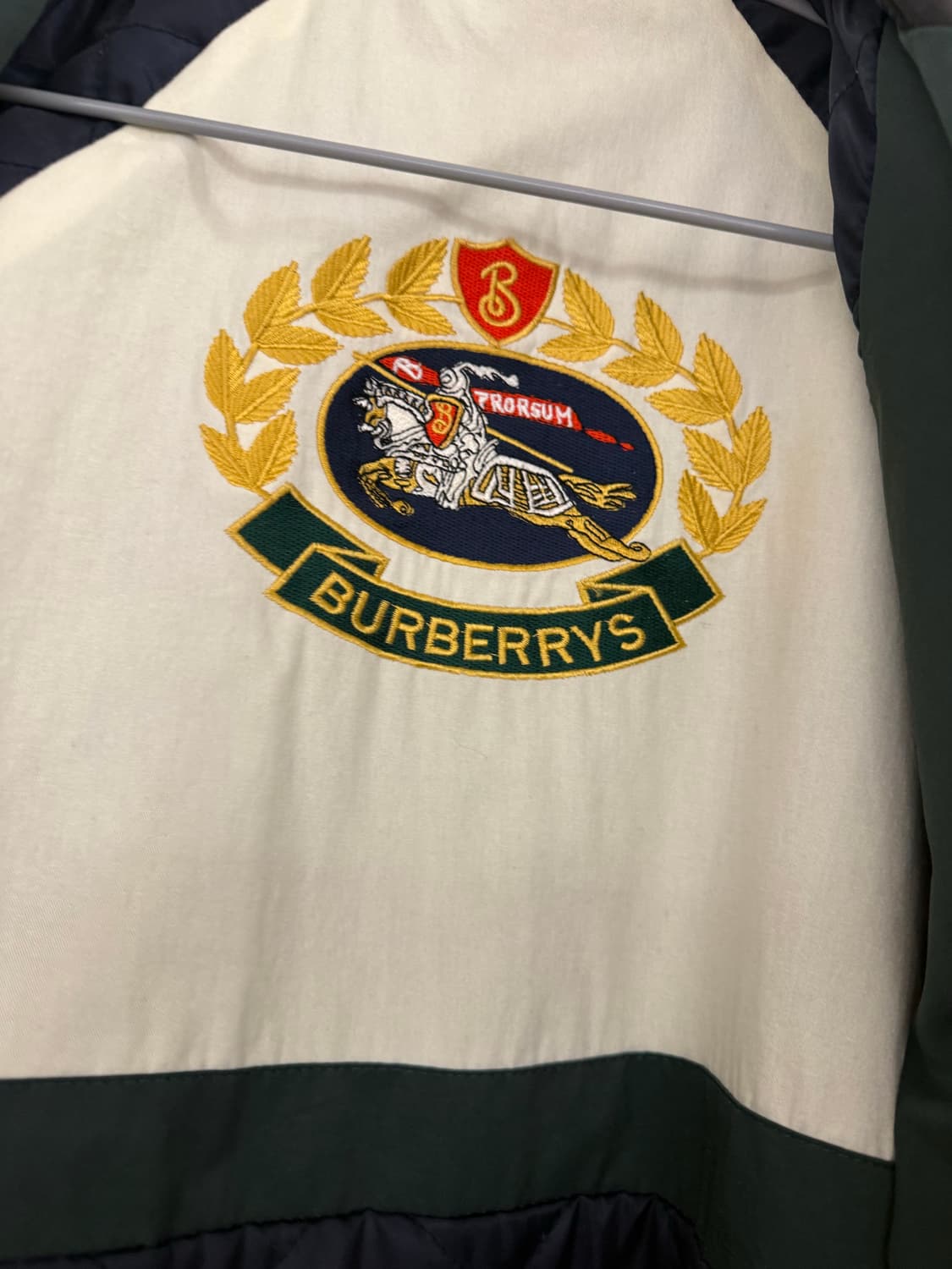 버버리 트렌치 코트 상품이미지3