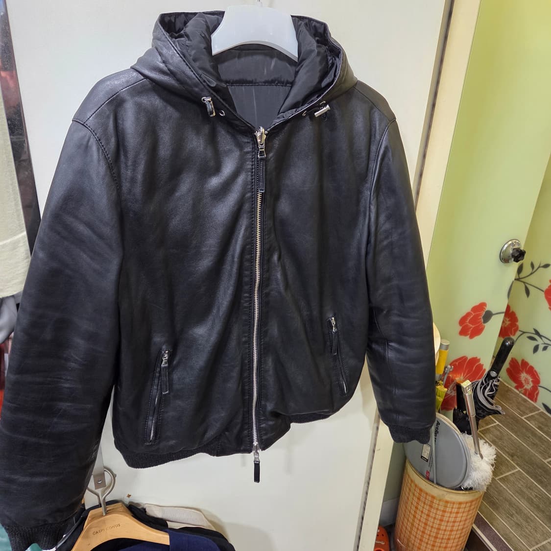 시리즈 가죽 후드 패딩 신상 상품이미지1