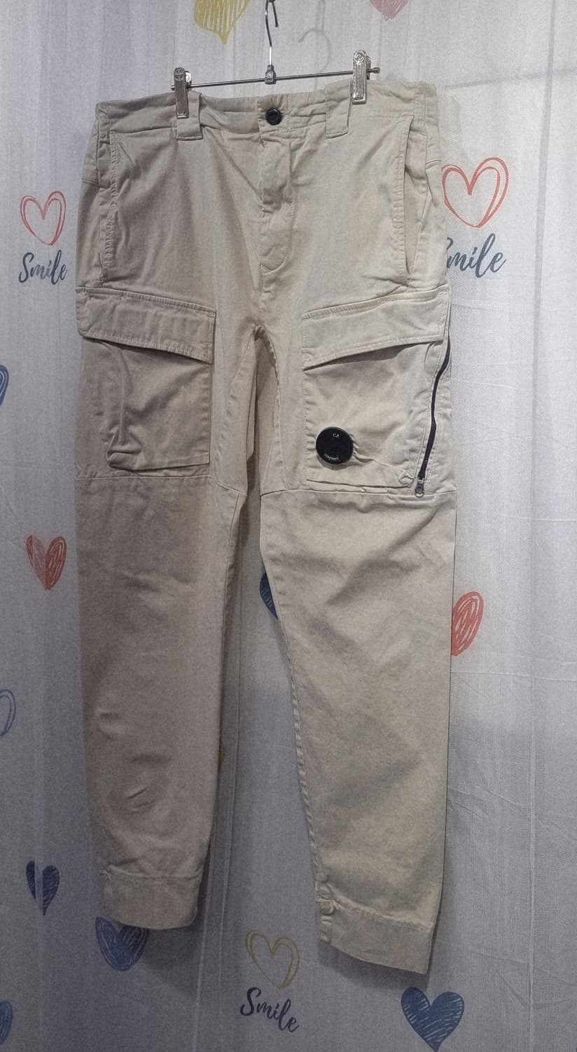 정품) CP컴퍼니  카고 조거 팬츠  상품이미지2