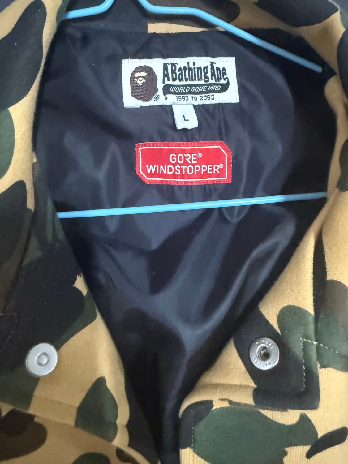 베이프(BAPE) 1st 카모 윈드스토퍼 황계 코치 재킷 상품이미지3
