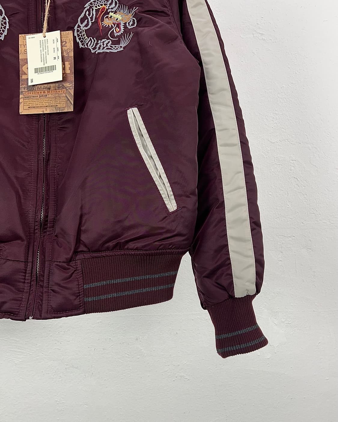 쇼트 NYC 버건디 라이닝 드래곤 스카잔 봄버 자켓 상품이미지6