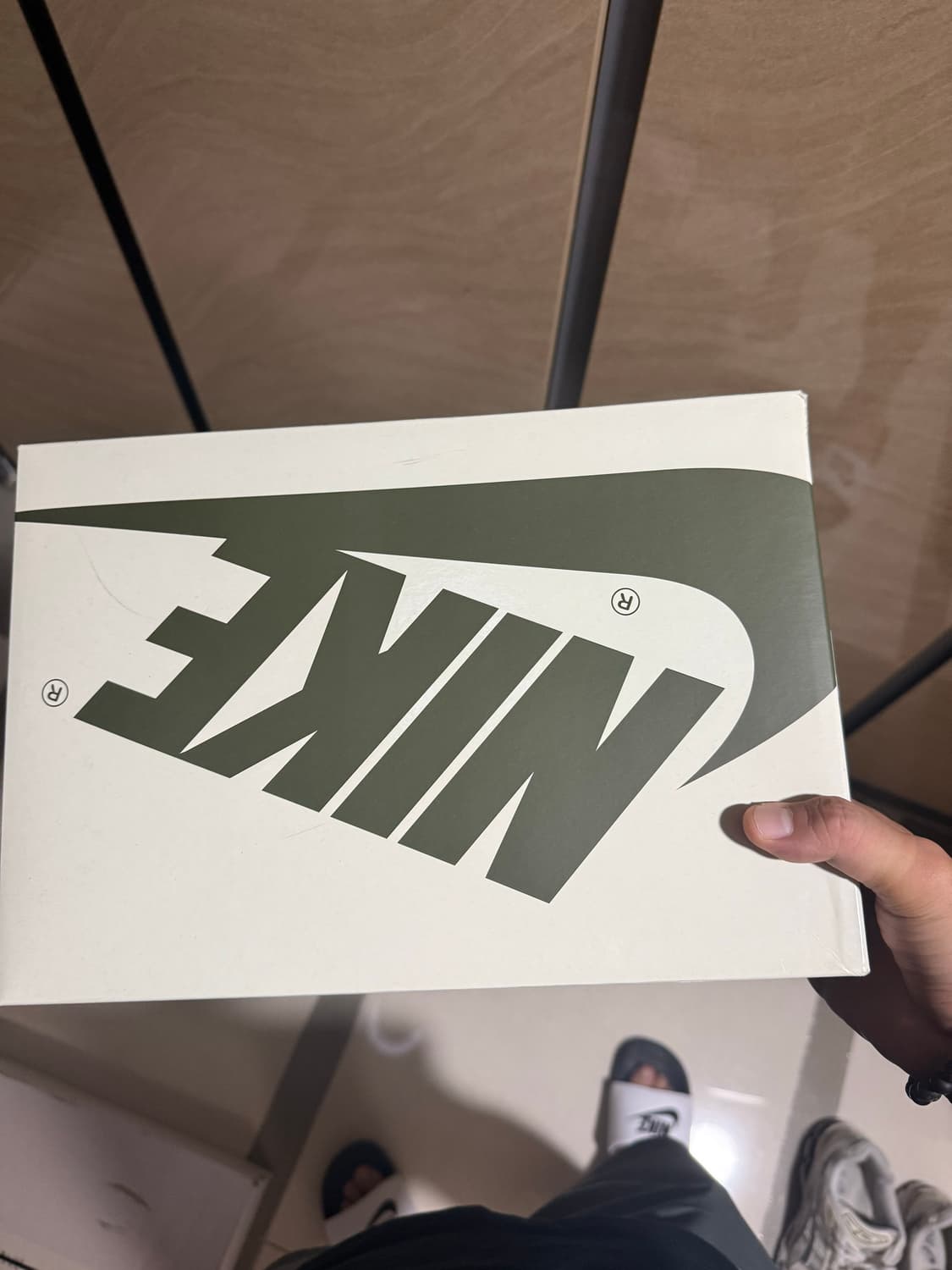 나이키 스캇 미디엄 올리브 260 상품이미지3