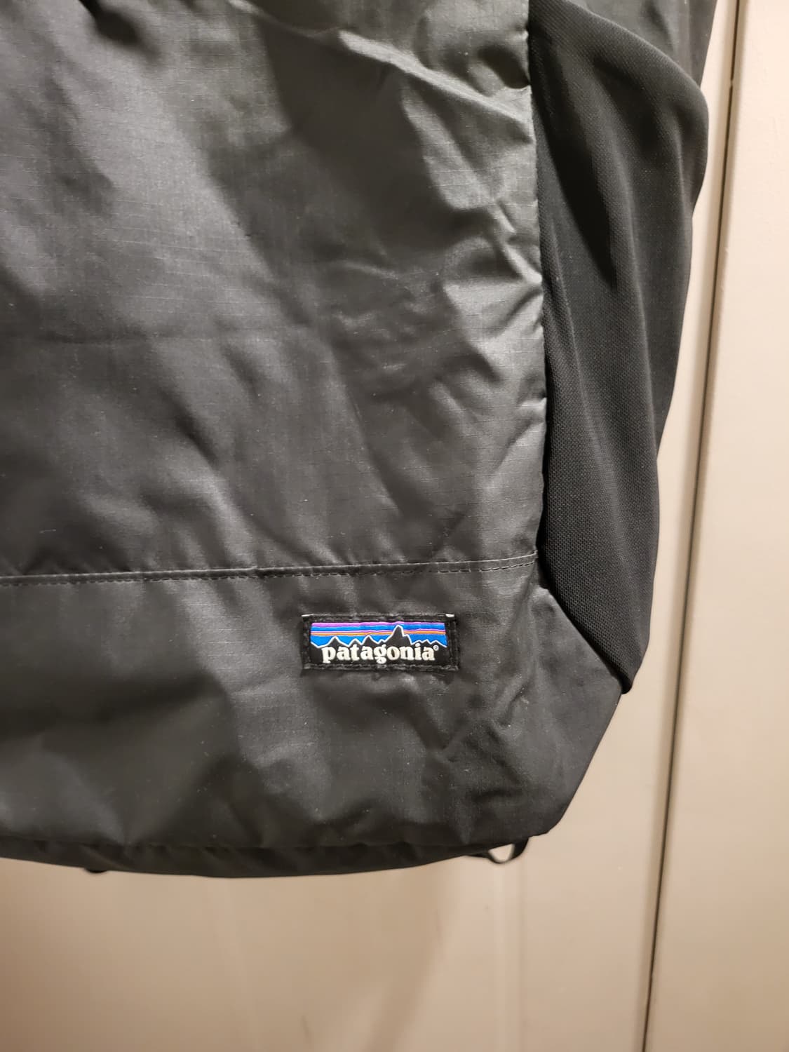 파타고니아 울트라라이트 블랙홀 토트백 상품이미지2