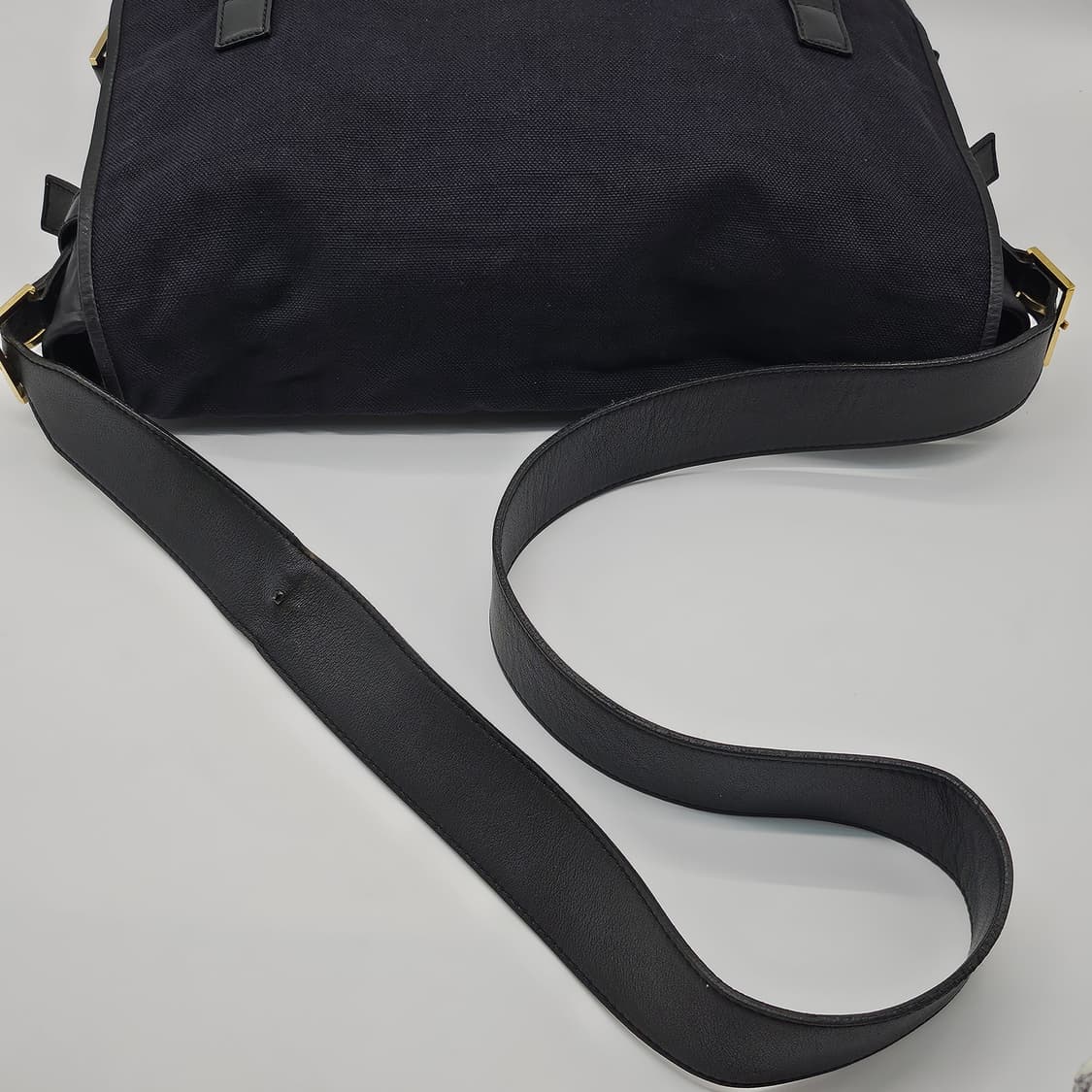 정품 입생로랑 빈티지 캔버스 메신저백 상품이미지7