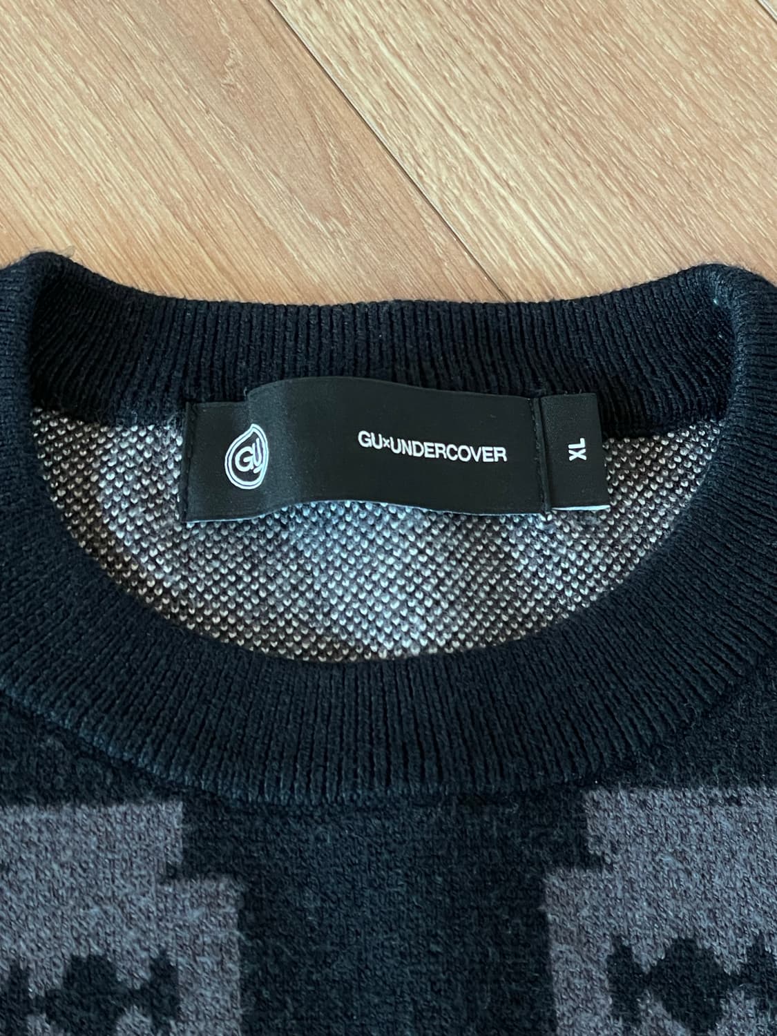 지유 x 언더커버 니트 상품이미지4