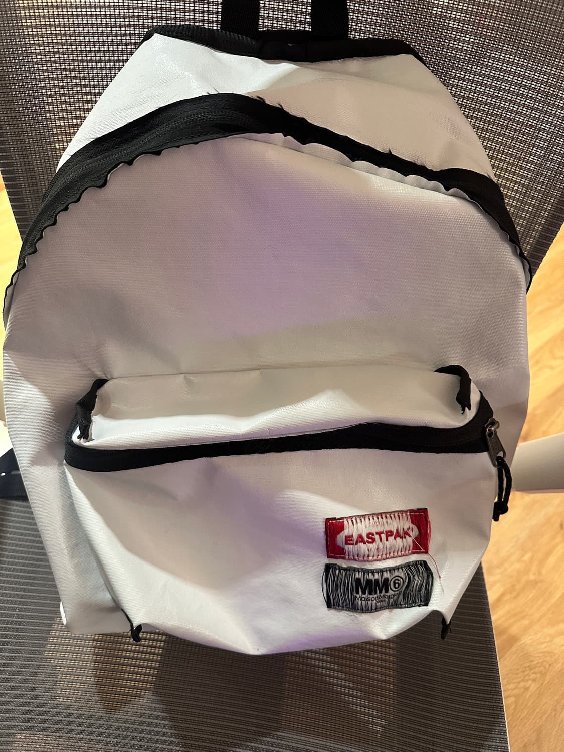 mm6 eastpak 리버서블 백팩 상품이미지5