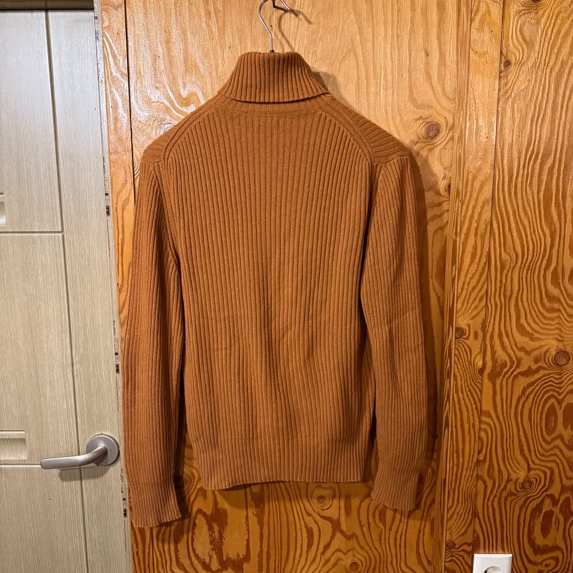 톰포드 캐시미어 100% 터틀넥 니트 판매 합니다. 상품이미지5