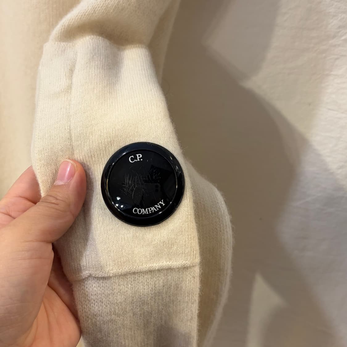 CP컴퍼니 라운드 울 니트 스웨터 정품 상품이미지8