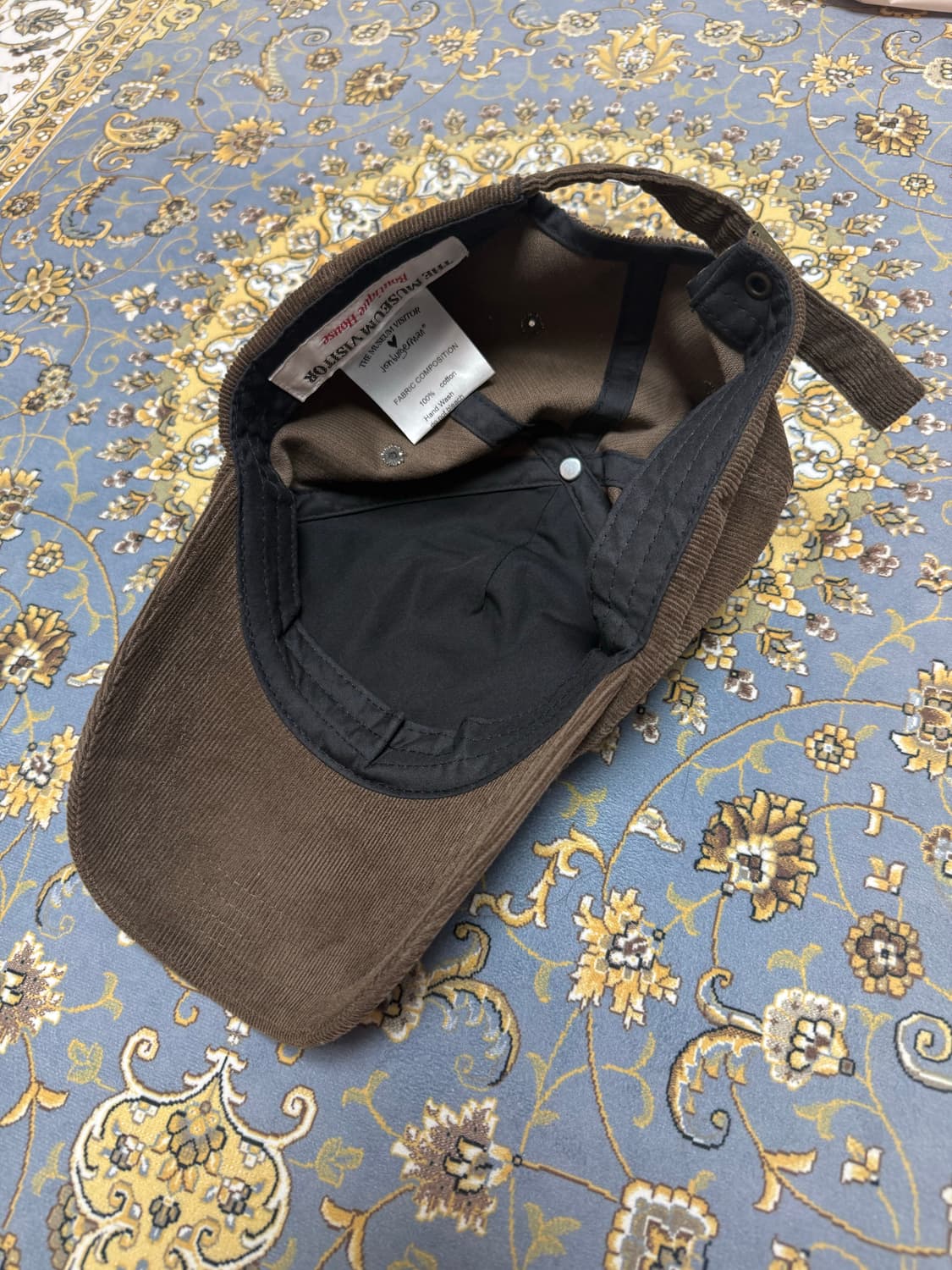 더뮤지엄비지터 X 존 버거맨 볼캡 상품이미지3