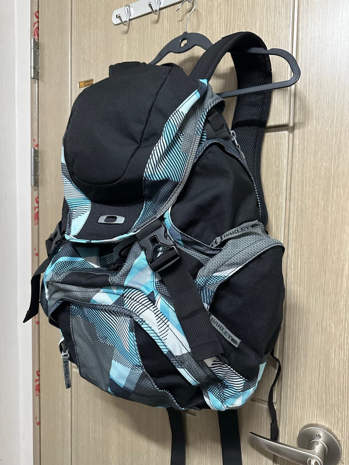 오클리 백팩 상품이미지2