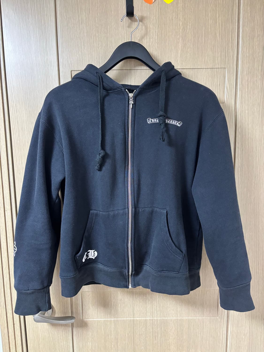 크롬하츠 헤비웨이트 후드 집업 상품이미지1