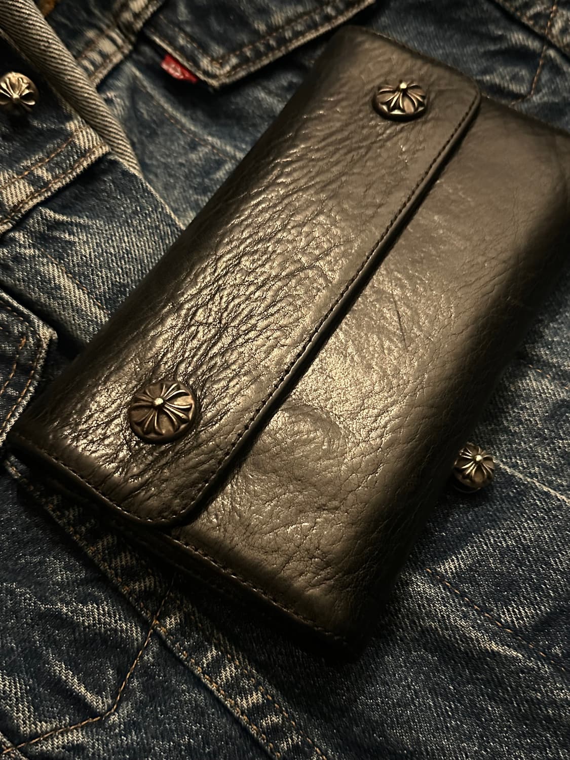 크롬하츠 웨이브 크로스 레더 장지갑 상품이미지2