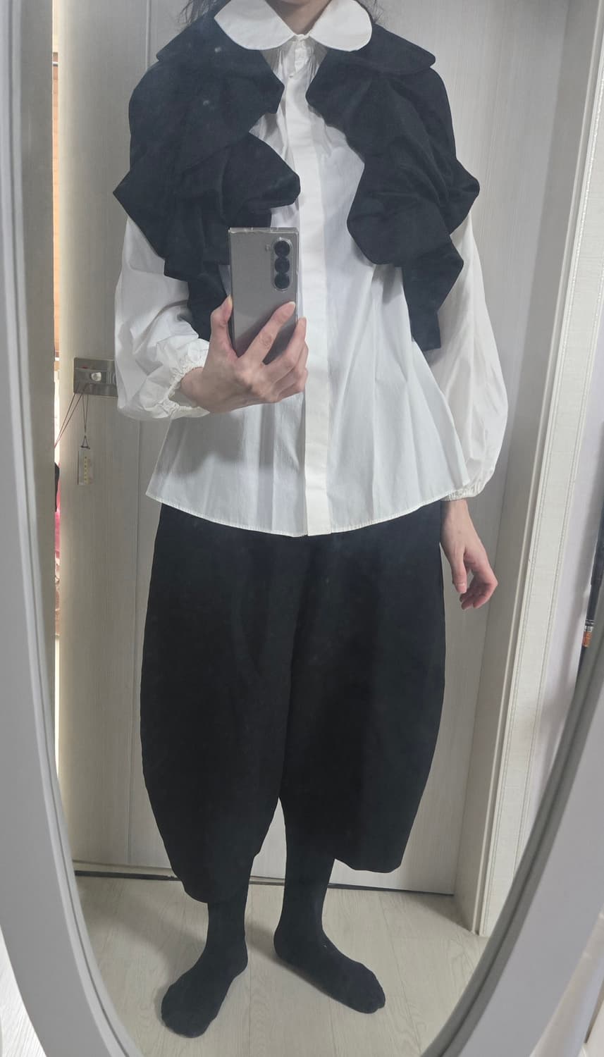 꼼데가르송 프릴 베스트 2023ss 상품이미지5