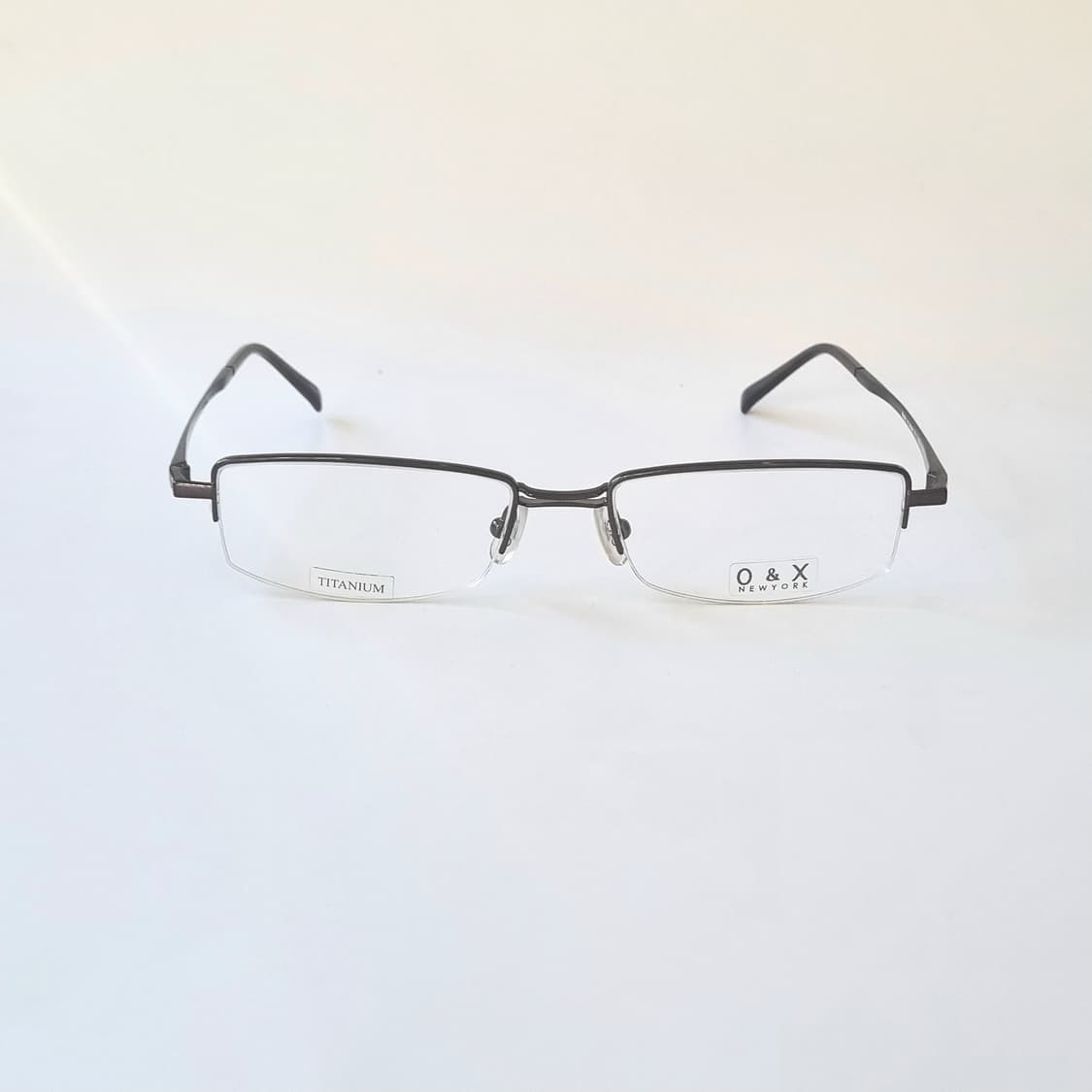 데드스탁 O&X 뉴욕 100%티타늄 명품 반무테 518 상품이미지3