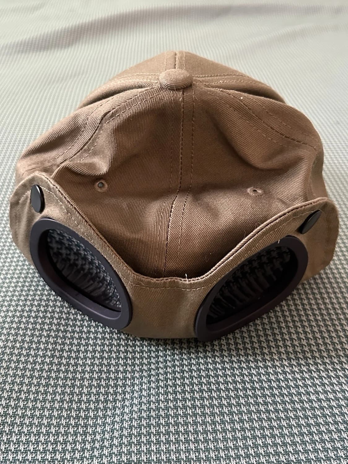 C.P 컴퍼니 고글 볼캡 올리브 그린 상품이미지2