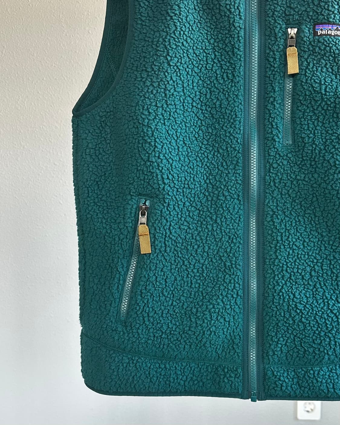 [S]파타고니아 레트로 파일 베스트 다크 보레알리스 그린 상품이미지4