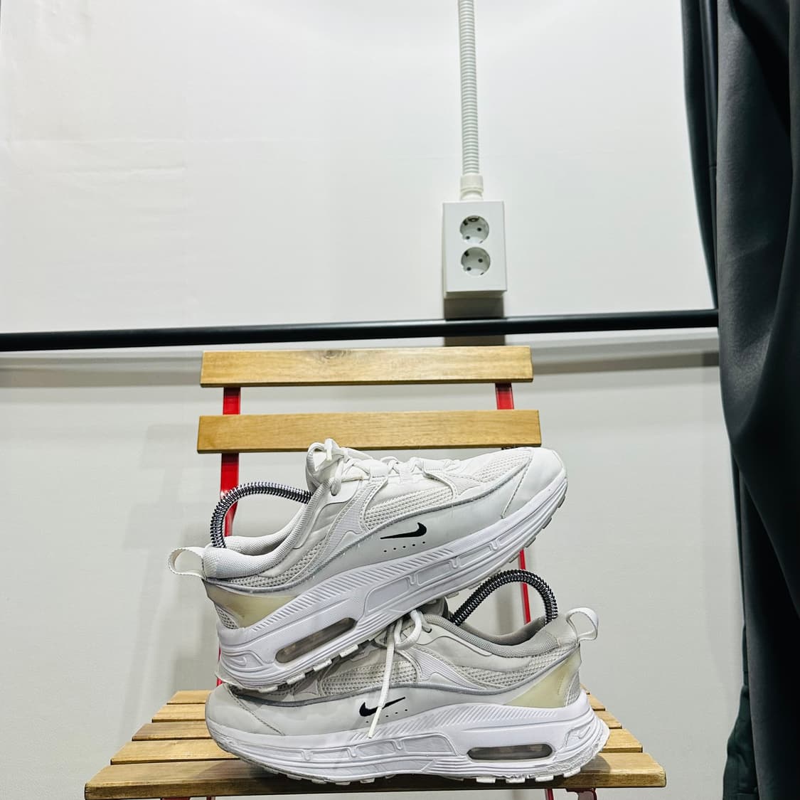 240) 나이키 운동화 여성 여자 신발 에어맥스 블리 상품이미지7