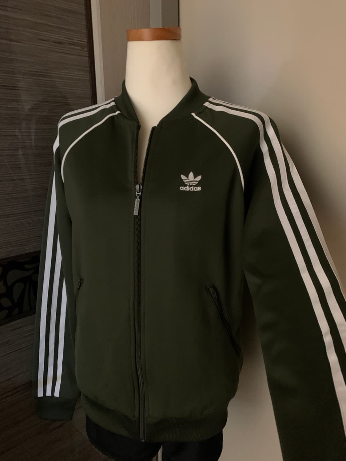 아디다스 카키 져지 상품이미지1