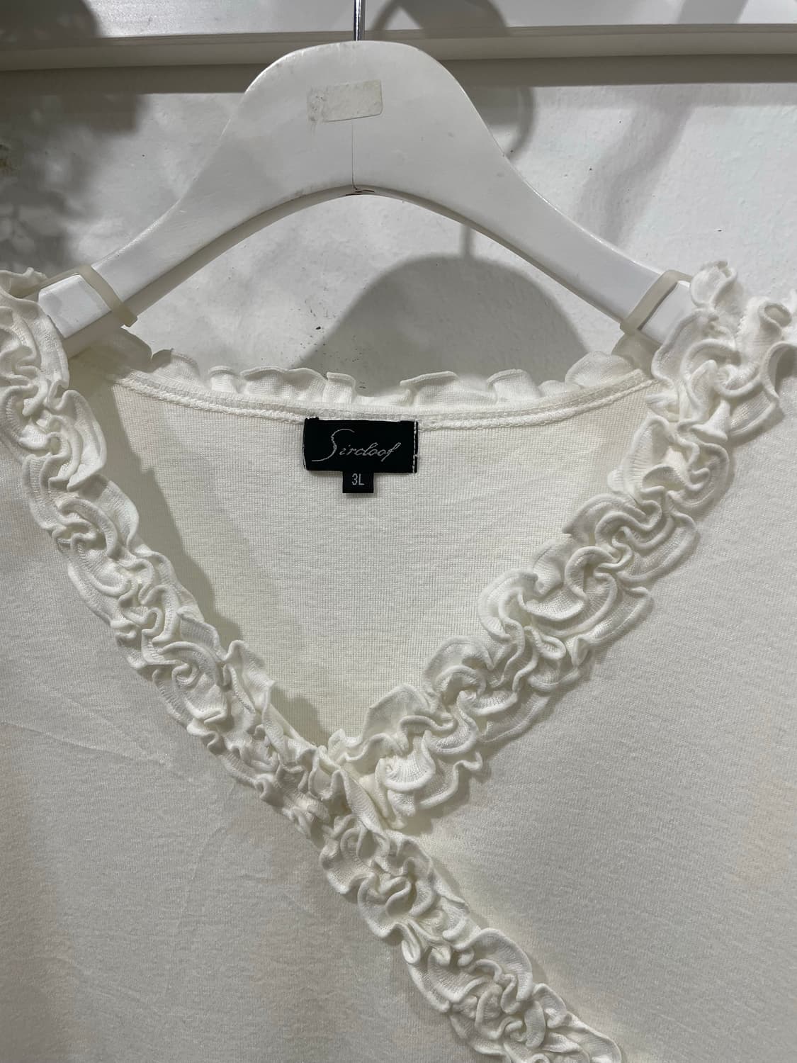 Ruffle Cross V-Neck Top 상품이미지7