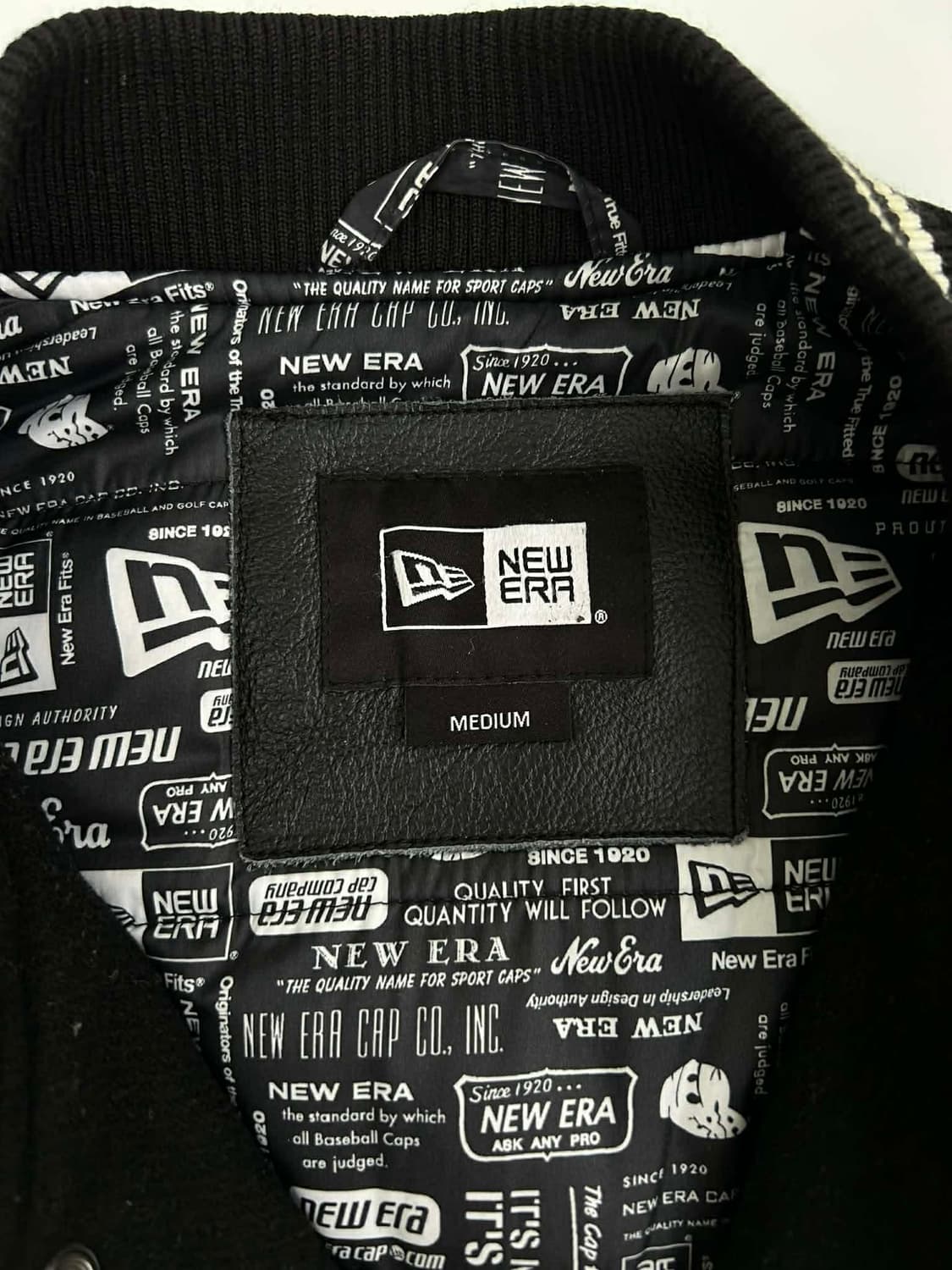 [M] 뉴에라 패치 스타디움 가죽 바시티 자켓 상품이미지5