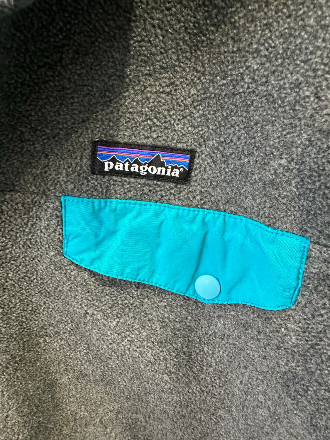 파타고니아 신칠라 스냅티 ’차콜/민트‘ 상품이미지4