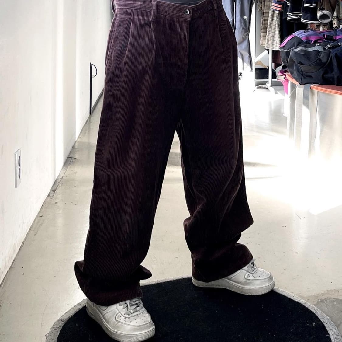 유니크 클로딩 웨어하우스 90s 브라운 코듀로이팬츠 상품이미지1